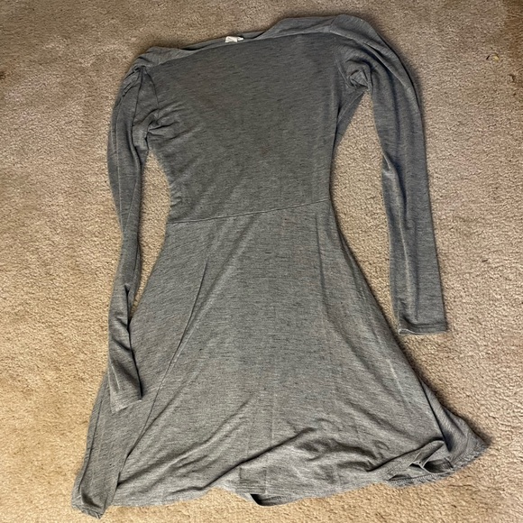 Grey Dress - Small - Picture 4 of 4